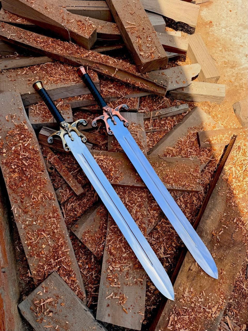 Hand-forged custom dual swords with leather sheath for outdoor collection
